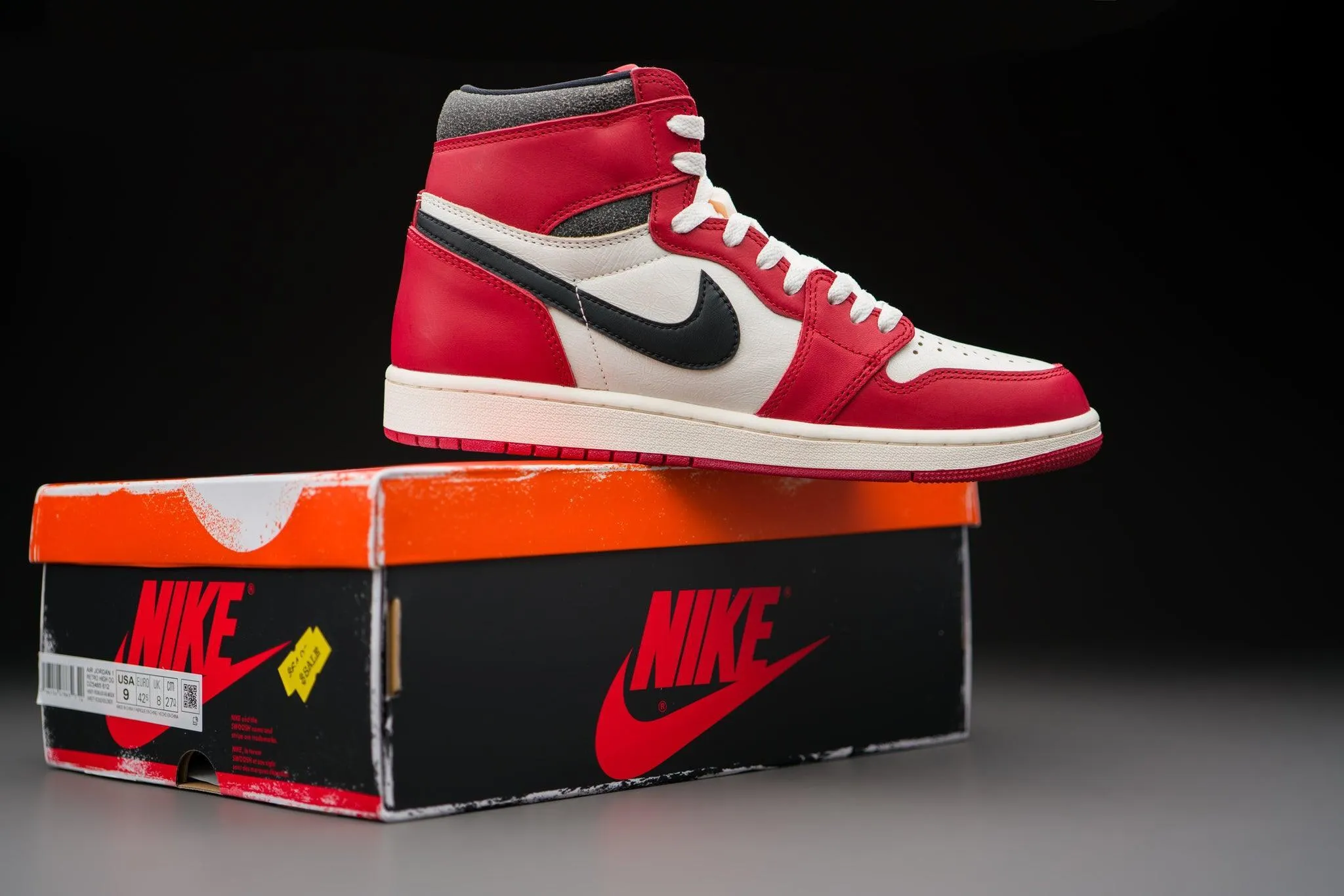 Air Jordan 1 Retro High OG Chicago Lost and Found