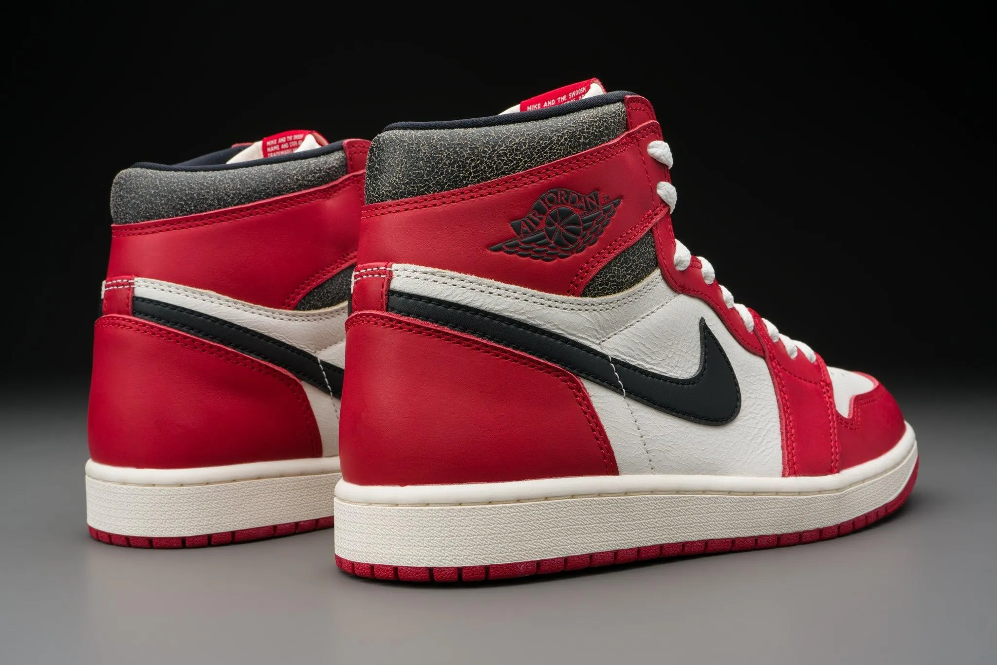 Air Jordan 1 Retro High OG Chicago Lost and Found