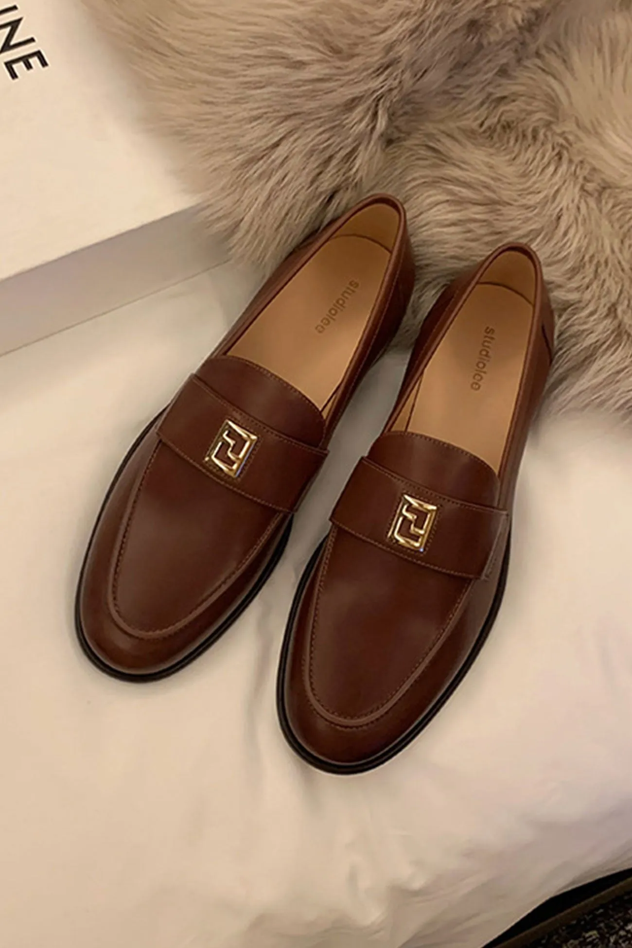 Amozae-Pointed-toe Metal Buckle Loafers