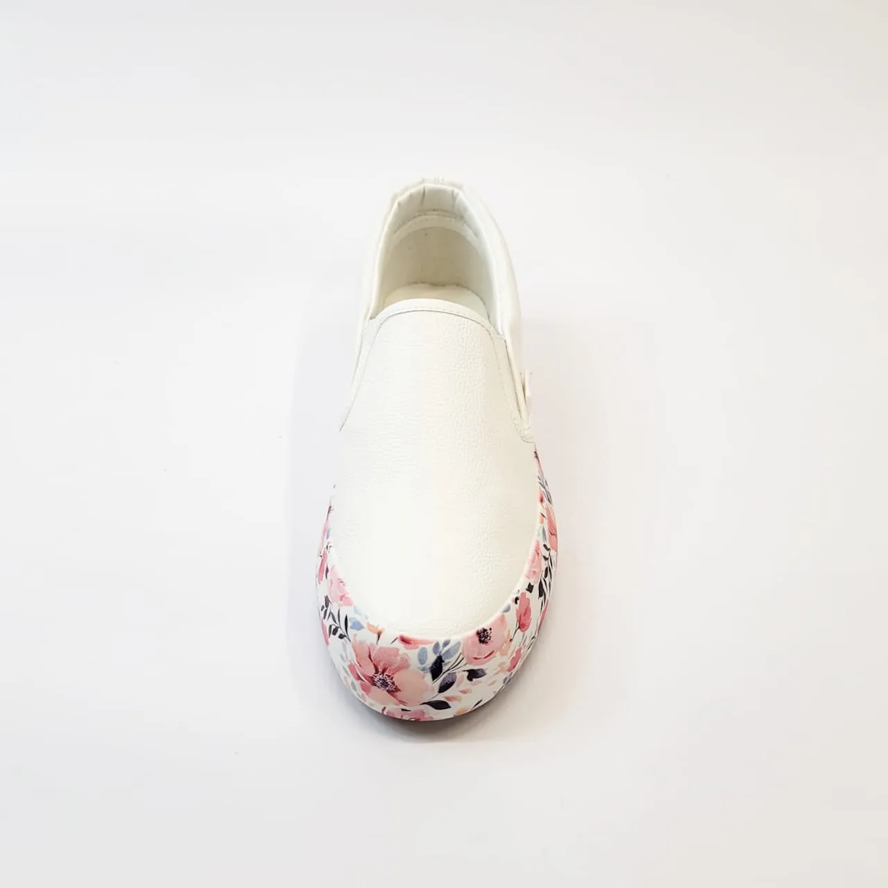 K7 Emmi white slip on with flower platform