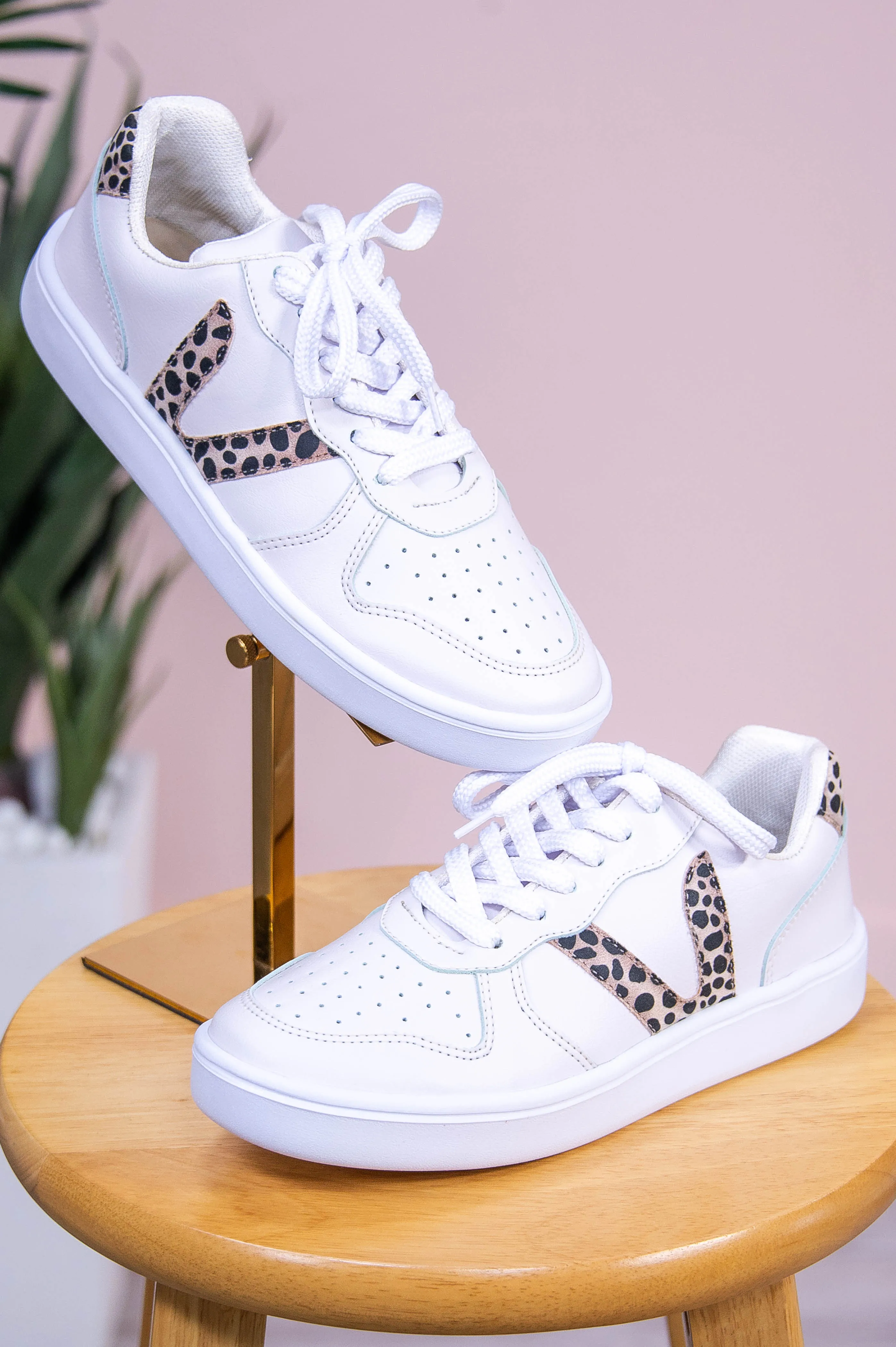 Keep Up The Energy White/Multi Color Printed Sneakers - SHO2726WH