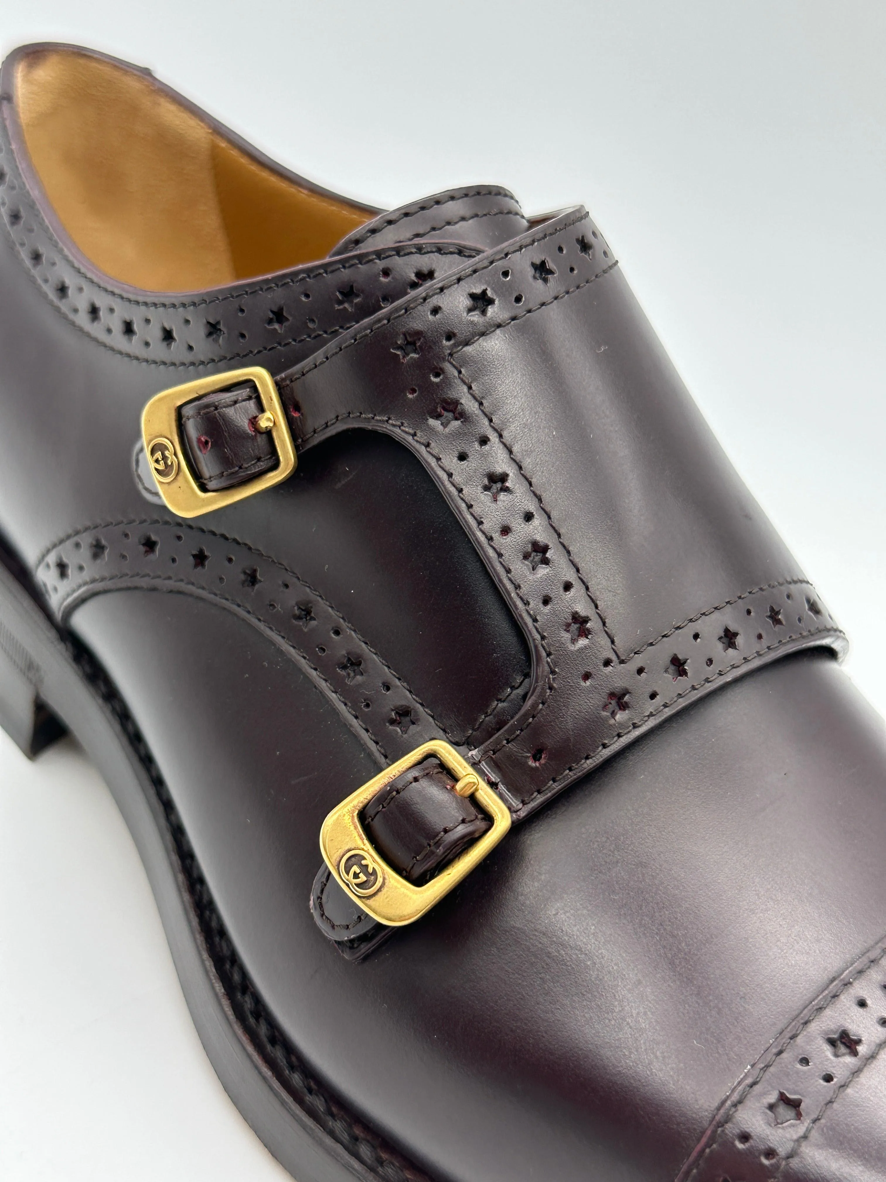 Loafer With Belt