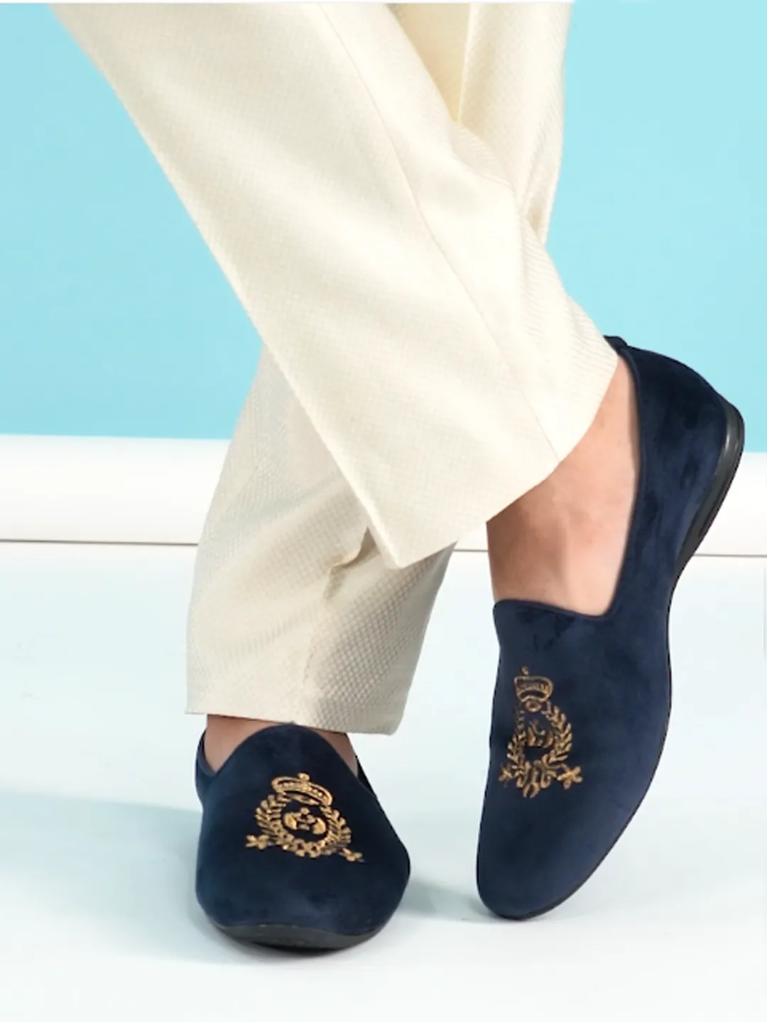 Men Blue Velvet Embroidery Design Party Casual Loafer Shoes