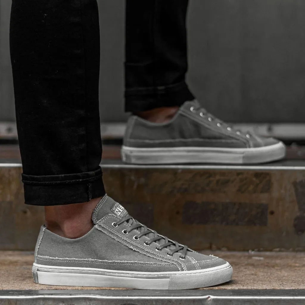 Men's Kicks | Grey