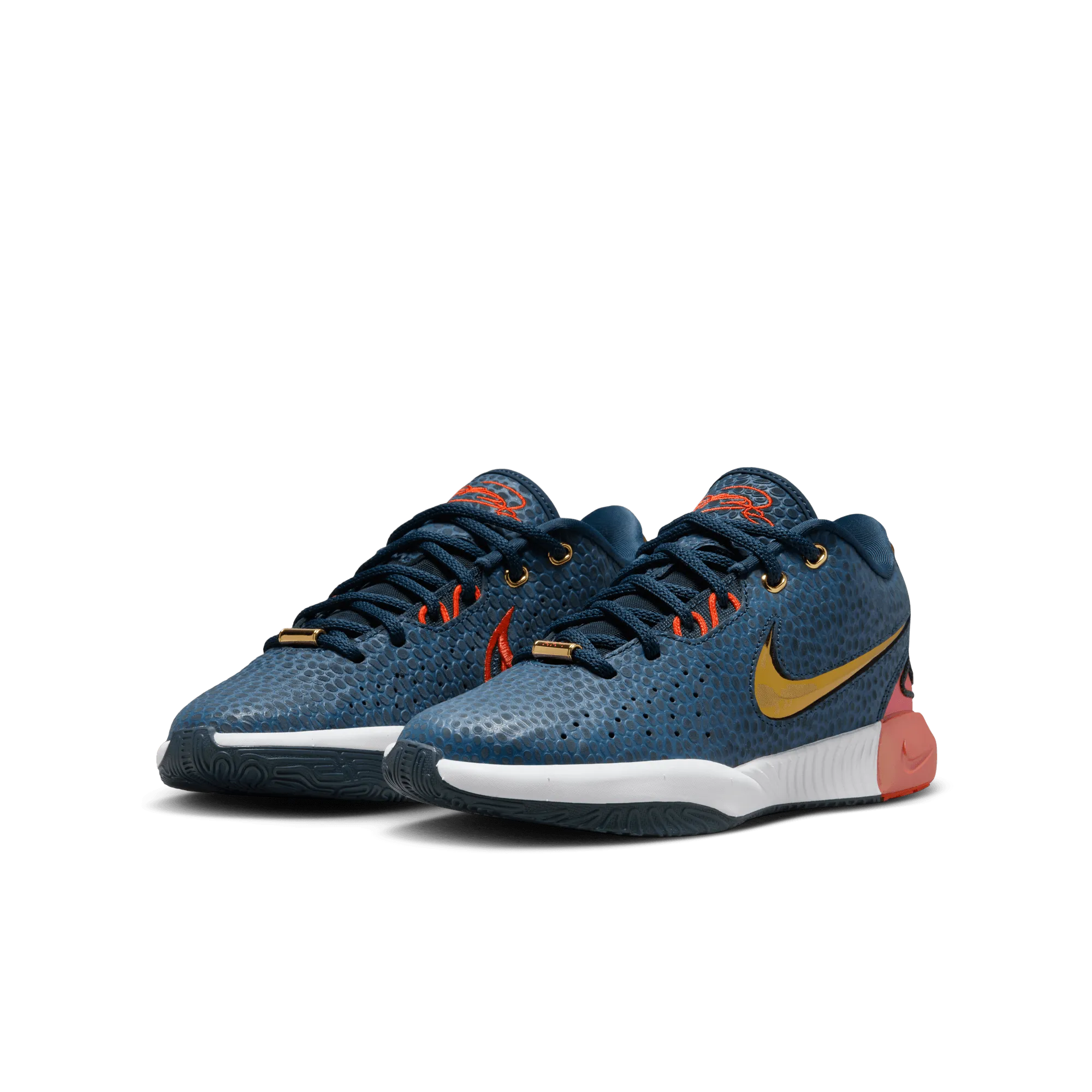 Nike Older Kids' LeBron XXI Basketball Shoes