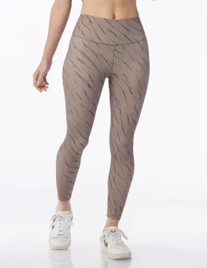 Sultry 7/8 Legging: Mocha/Espresso Streaking Tiger