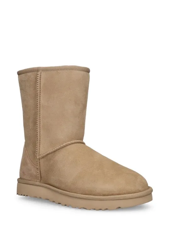 Ugg   10mm Classic Short II shearling boots 