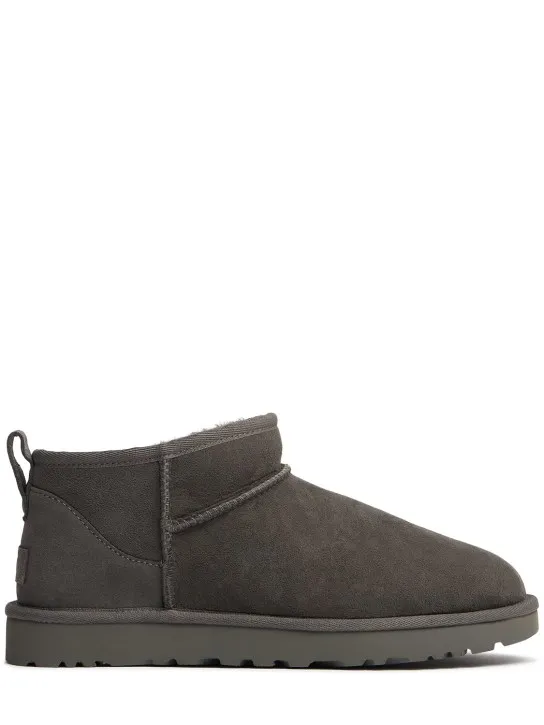 Ugg   10mm Classic Ultra Mini shearling boots 