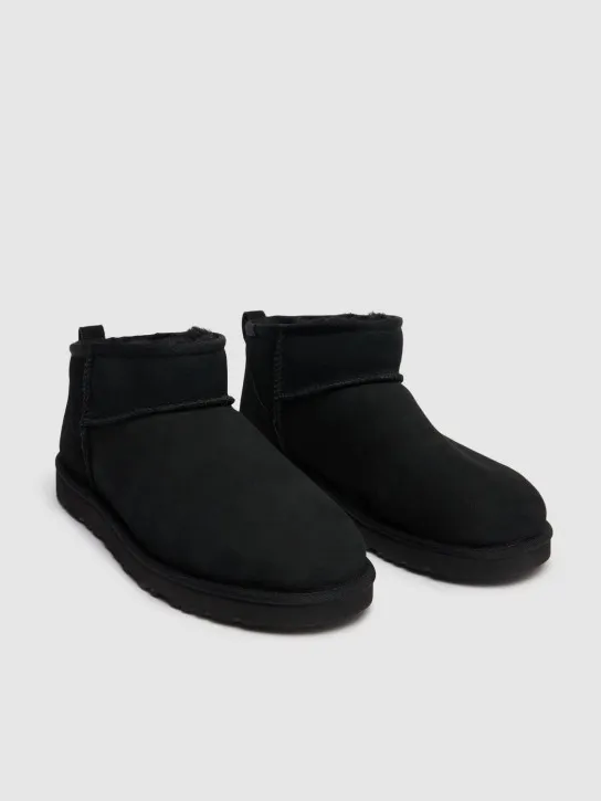 Ugg   10mm Classic Ultra Mini shearling boots 