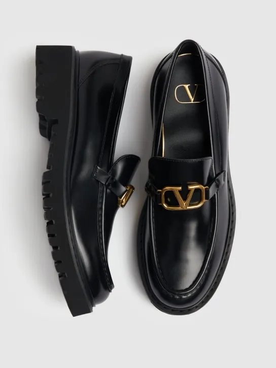 Valentino Garavani   15mm Vlogo brushed leather loafers 