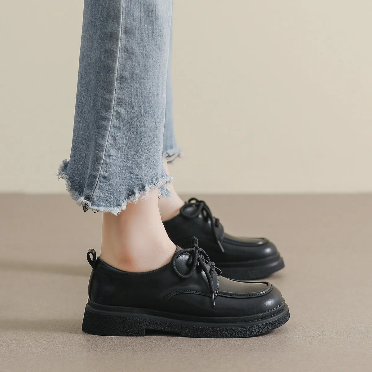 Women Minimalist Retro Lace-up Soft Loafers