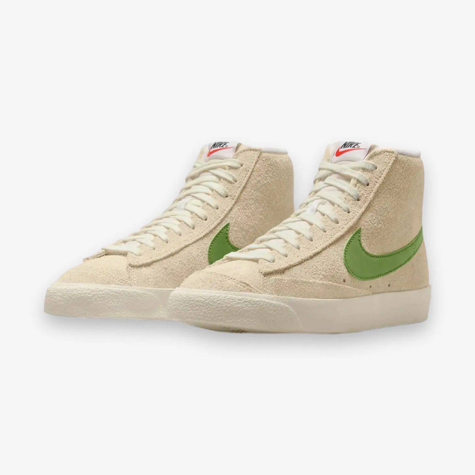 Women's Nike Blazer Mid '77 VNTG Muslin Chlorophyll DV7006-100