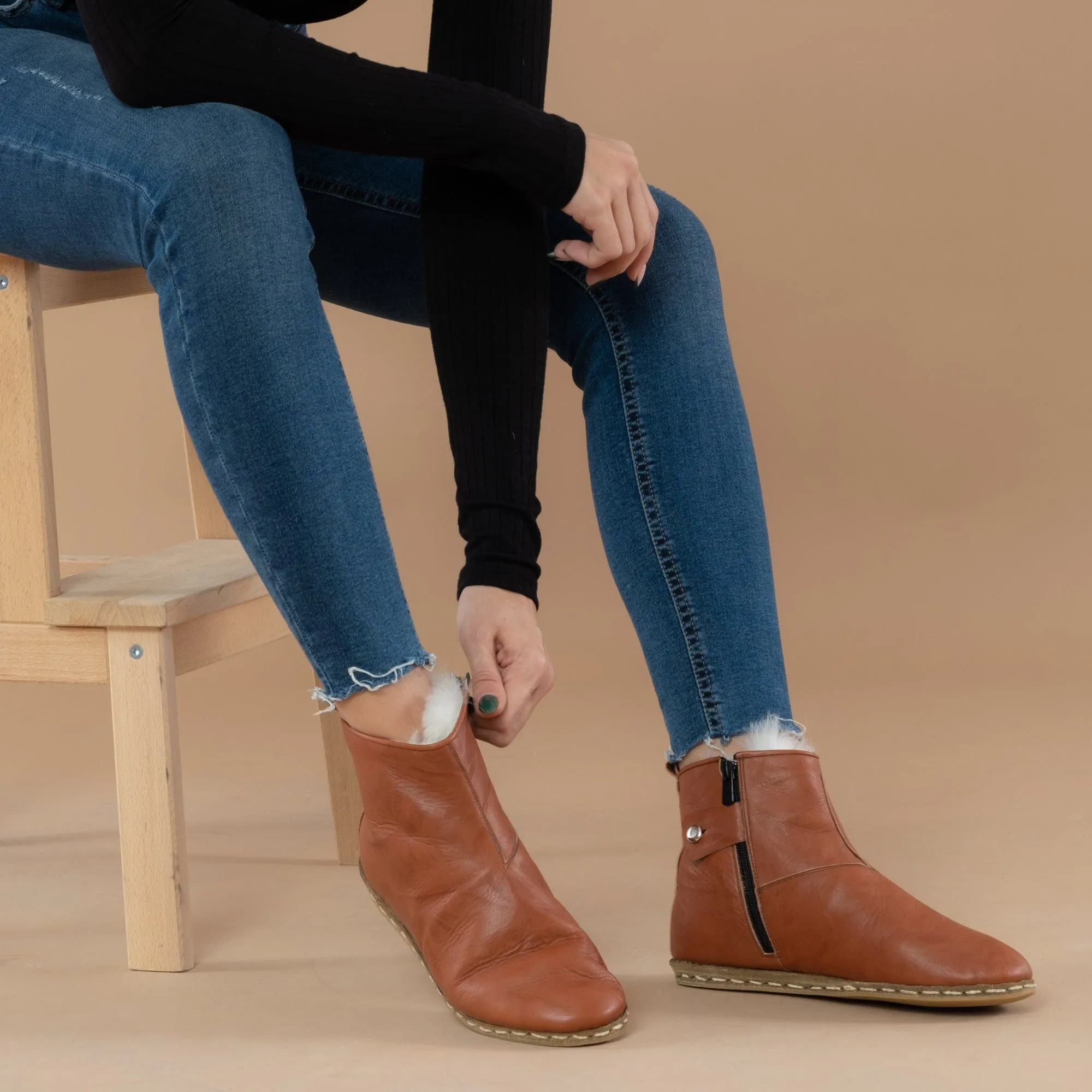 Women's Tan Shearlings